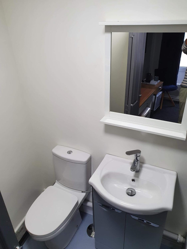 Others 2, Red Lion Rooms - Self Check In, Cumbria