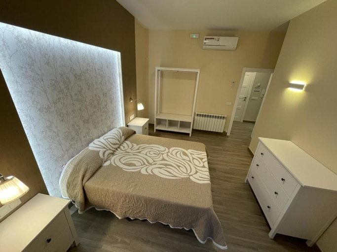 Others 3, Apartamentos Sol del Prior, Jaén