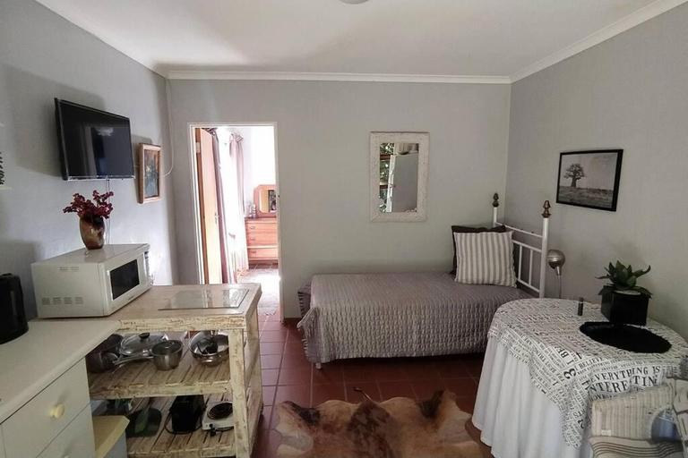 Bedroom 2, Garden cottage, City of Cape Town
