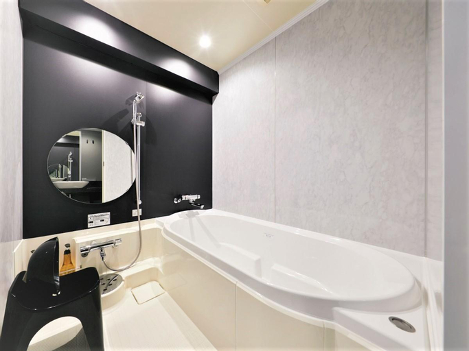 Bathroom 4