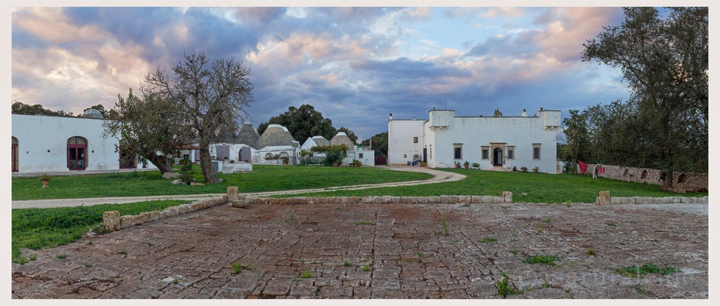 Others 2, Masseria Ferri, Brindisi