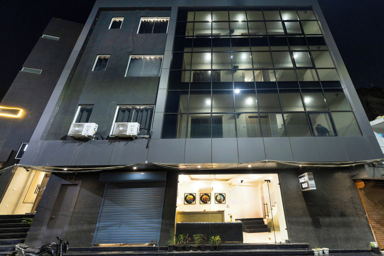 Exterior & Views 2, Evergreen Stay, Mahipalpur, Delhi