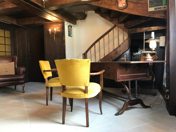 Public Area 2, Hotel D’Artiste, Doubs