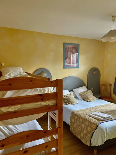 Bedroom 5, Auberge de Moussy, Marne