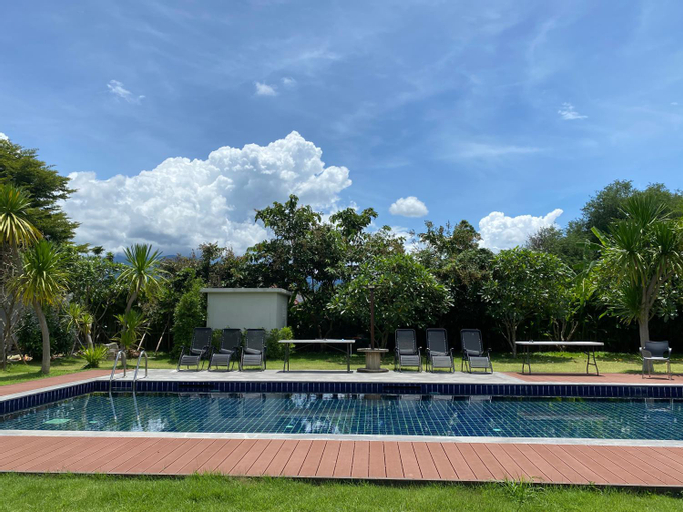 Swimming Pool 11