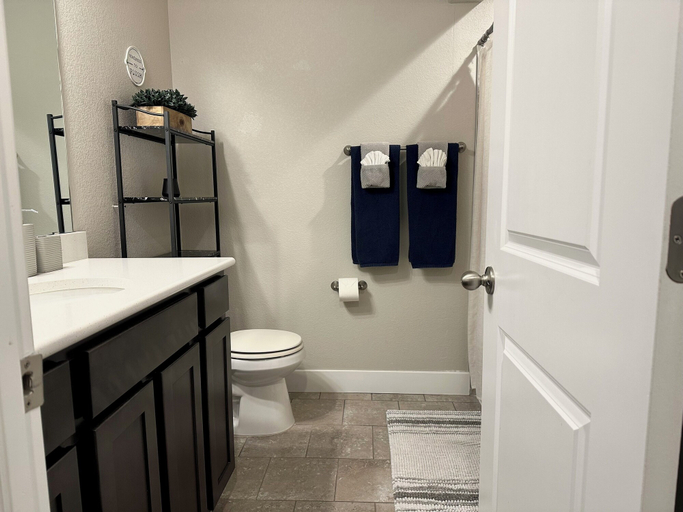 Bathroom 5, Highlands Retreat, El Paso