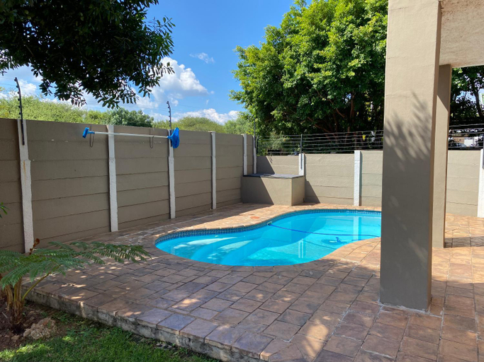 Others 4, Christa's Place 897, City of Tshwane