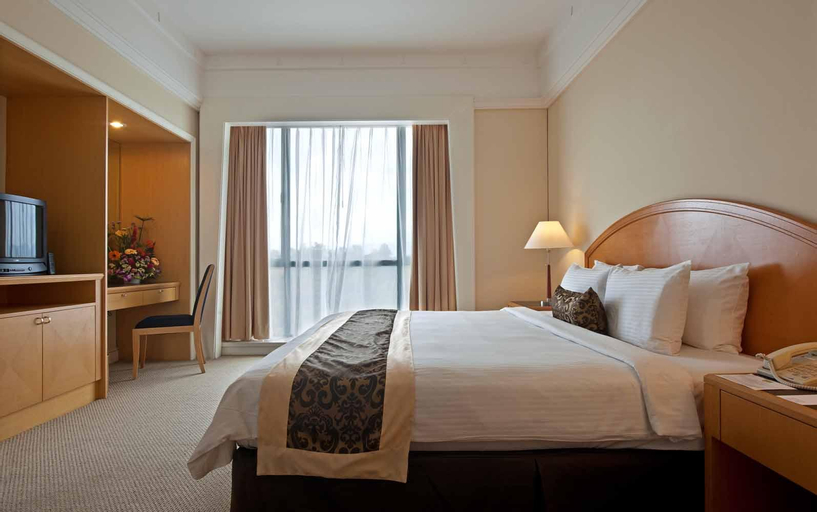 Bedroom 13