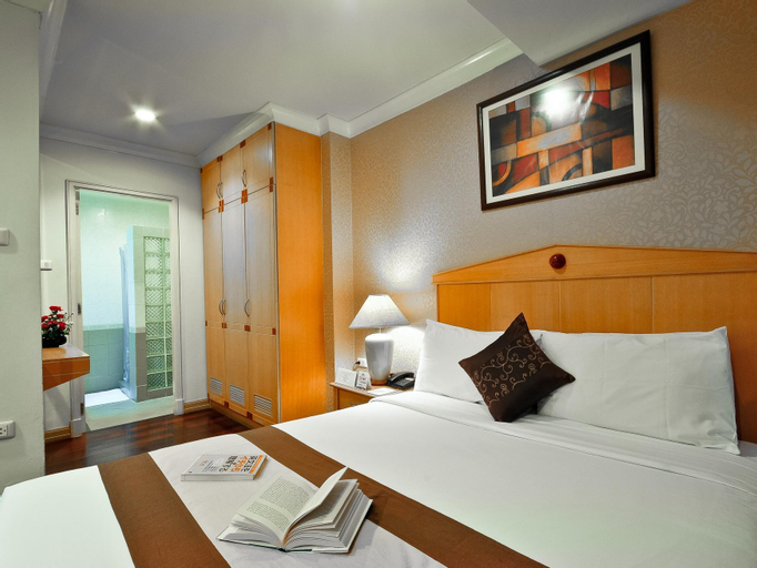 Bedroom 6