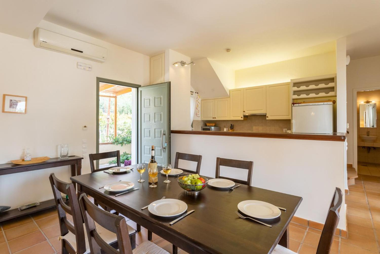 Others 5, Villa Katerina, Ionian Islands