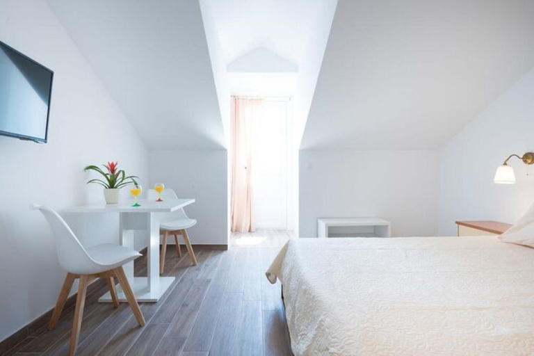 Others 3, Apartments Horizon - Double Room With Balcony and Sea View, Dubrovnik