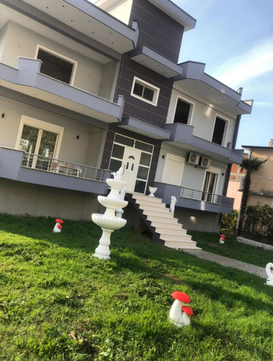 4, Villa Castle View, Shkodrës