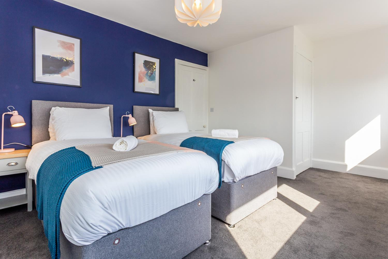 Bedroom 2, Luke Stays - Sea View, Northumberland