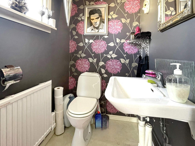 Bathroom 4, 4 Star Holiday Home in Uddevalla, Uddevalla