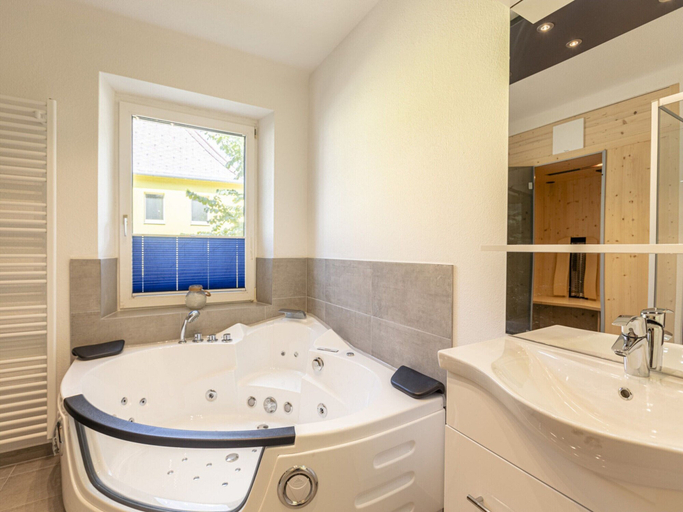Bathroom, Lavish Apartment With Infrared Sauna, Leoben