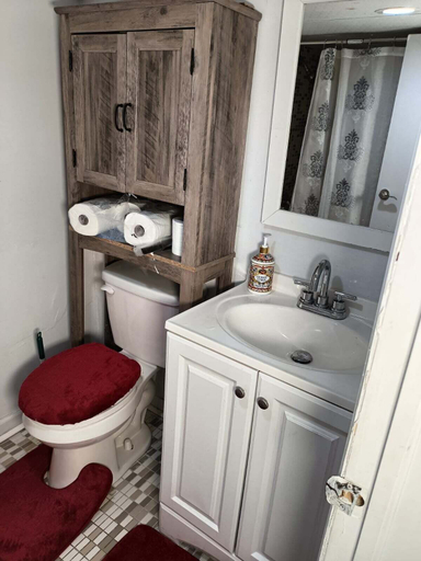 Bathroom 2, Fada Guest House Bergen St Newark NJ, Newark