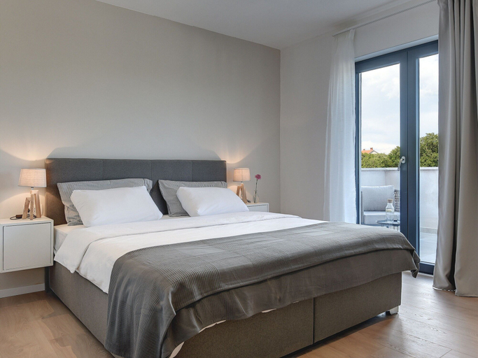 Room 5, Apartment in Croatia Near Stunning Beaches, Marčana