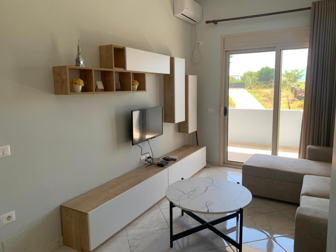 Others 3, Villa 69 - Jonufer, Vlorës