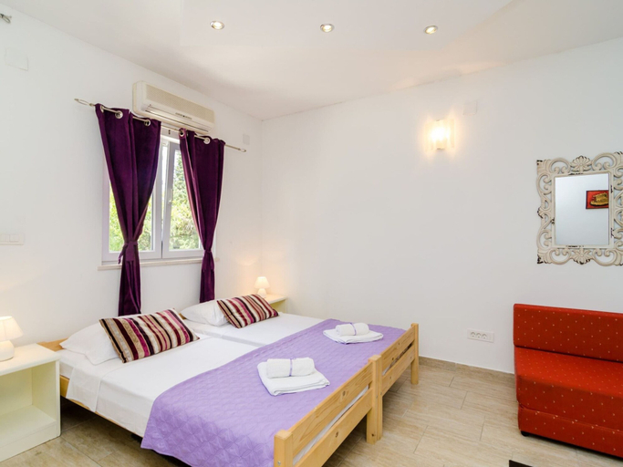 Bedroom 3, Apartments Versus- Comfort Studio Apartment With Terrace, Župa Dubrovačka