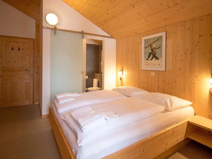 Bedroom 4, Chalet in Alps Near Ski Slopes and Sauna, Murau