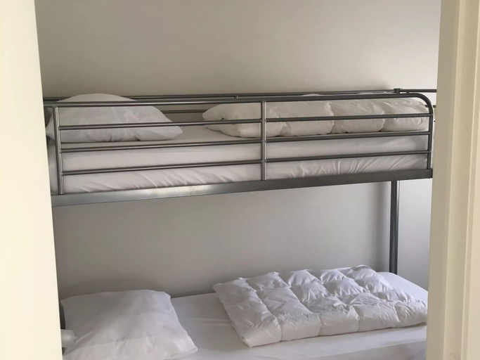 Bedroom 3, Modern Beachside Apartment, West-Vlaanderen