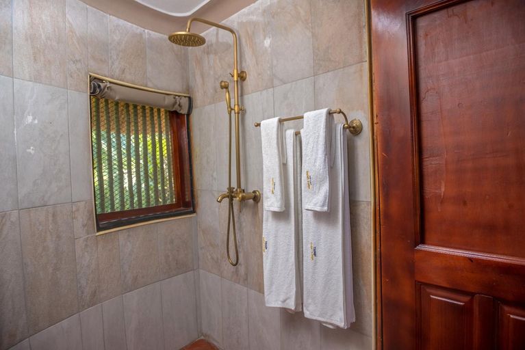 Bedroom 2, Tilenga Safari Lodge, Nwoya