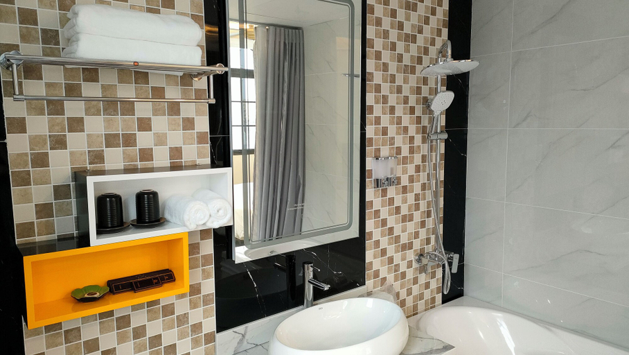 Bathroom 4, Halong Lavender Hotel, Hạ Long