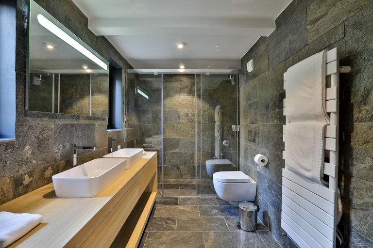 Bathroom 3, Chalet Black Stone, Haute-Savoie