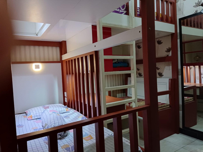Bedroom 1, Emmir Homestay, Cilacap
