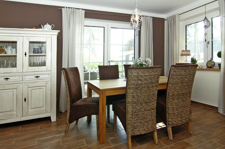 Dining, Ferienhaus Kranichnest, Zirchow, Vorpommern-Greifswald