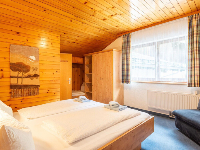 Room 2, Apartment in Gaschurn Near Ski Slopes, Bludenz