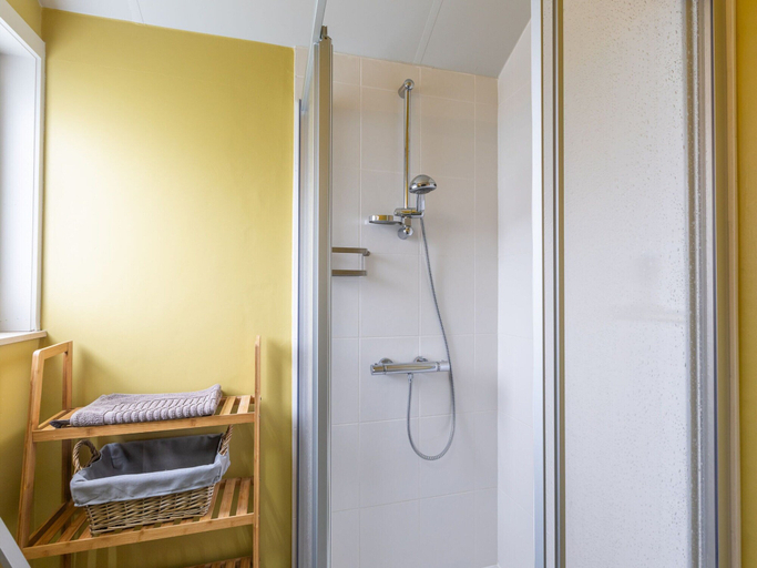 Bathroom 3, Holiday Home Within Walking Distance of the sea, West-Vlaanderen