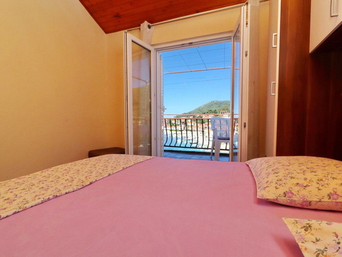 Bedroom 4, Apartments Peselj-studio Apartment With Balcony and Sea View, Blato