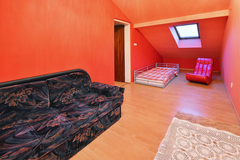 Bedroom 3, Comfy Lakeside House With Private Garden, Stargard