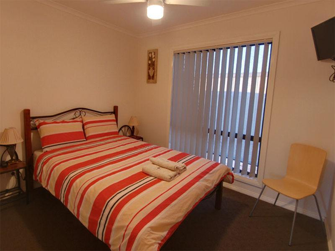 Bedroom 18