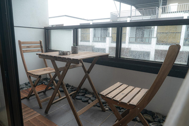 Others 5, Jiaoxi Night Room, Yilan