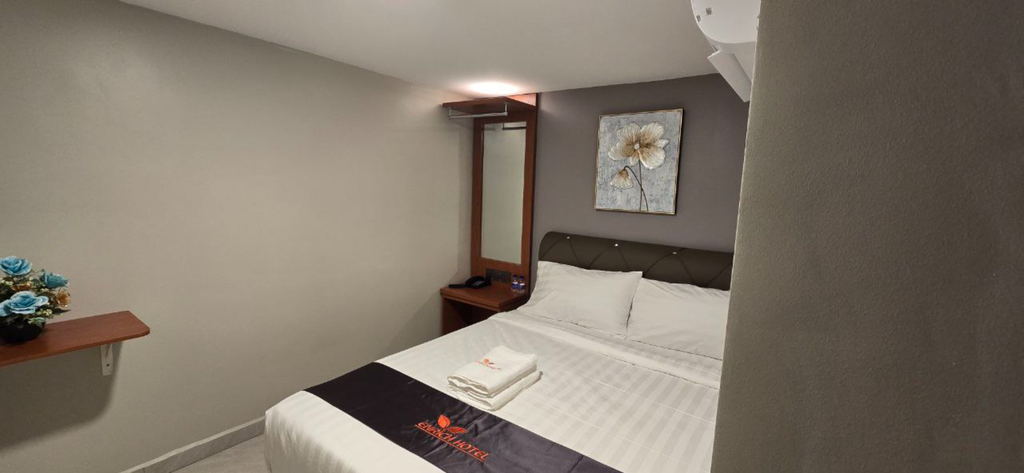 Enrich Hotel Semenyih Room Type - Standard Queen Room (no window)