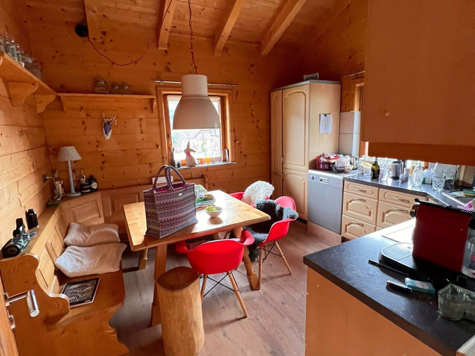 Others 4, Beautiful log Cabin Near Wildkogel Arena, Zell am See