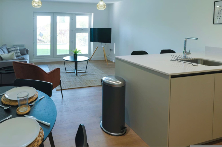 Room 3, Luxury Manchester Apartment - Blue, Stockport