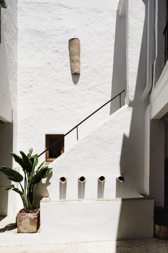 Others 5, Casablanca Vejer Bano Termal, Cádiz