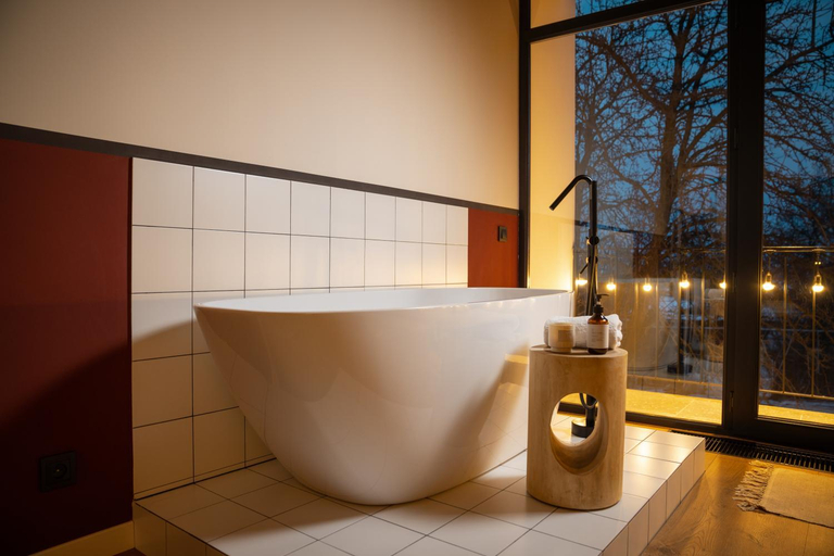 Bathroom 3, Major's House Hotel