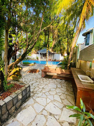 Swimming Pool 11