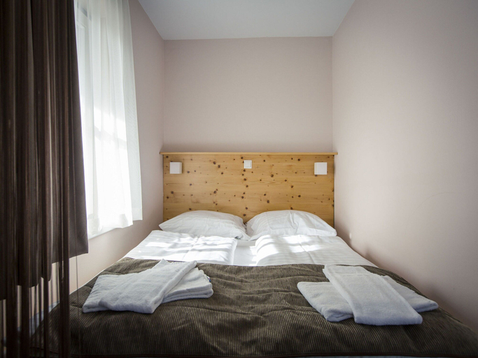 Bedroom 4, Studio Apartment Near Skiing, Murau