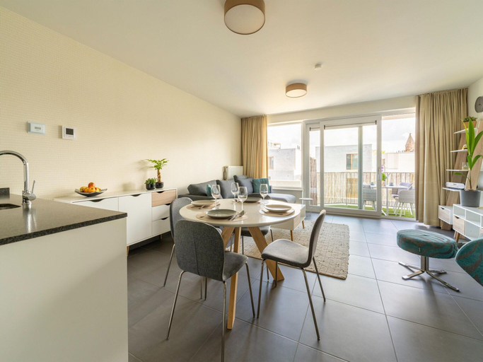 Dining 4, Chic Flat Near Ostend Beach, West-Vlaanderen