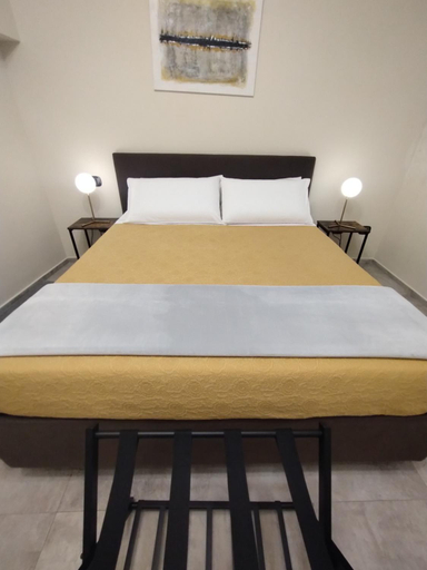 Others 5, Arco Bianco b&b, Bari