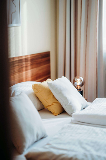 Bedroom 24