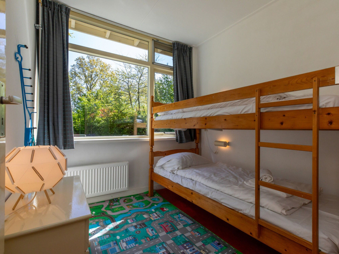 Room 4, Bungalow Near Dutch Beach With Garden, Veere