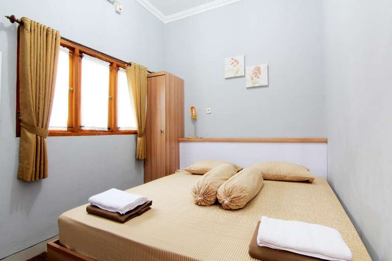 Bedroom 30