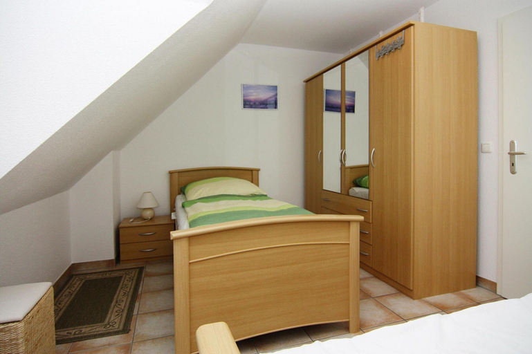 Room 5, Reihenhaus im Ostseebad Zingst, Vorpommern-Rügen
