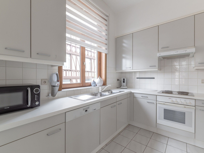 Others 4, Stylish Apartment With Balcony/terrace, West-Vlaanderen